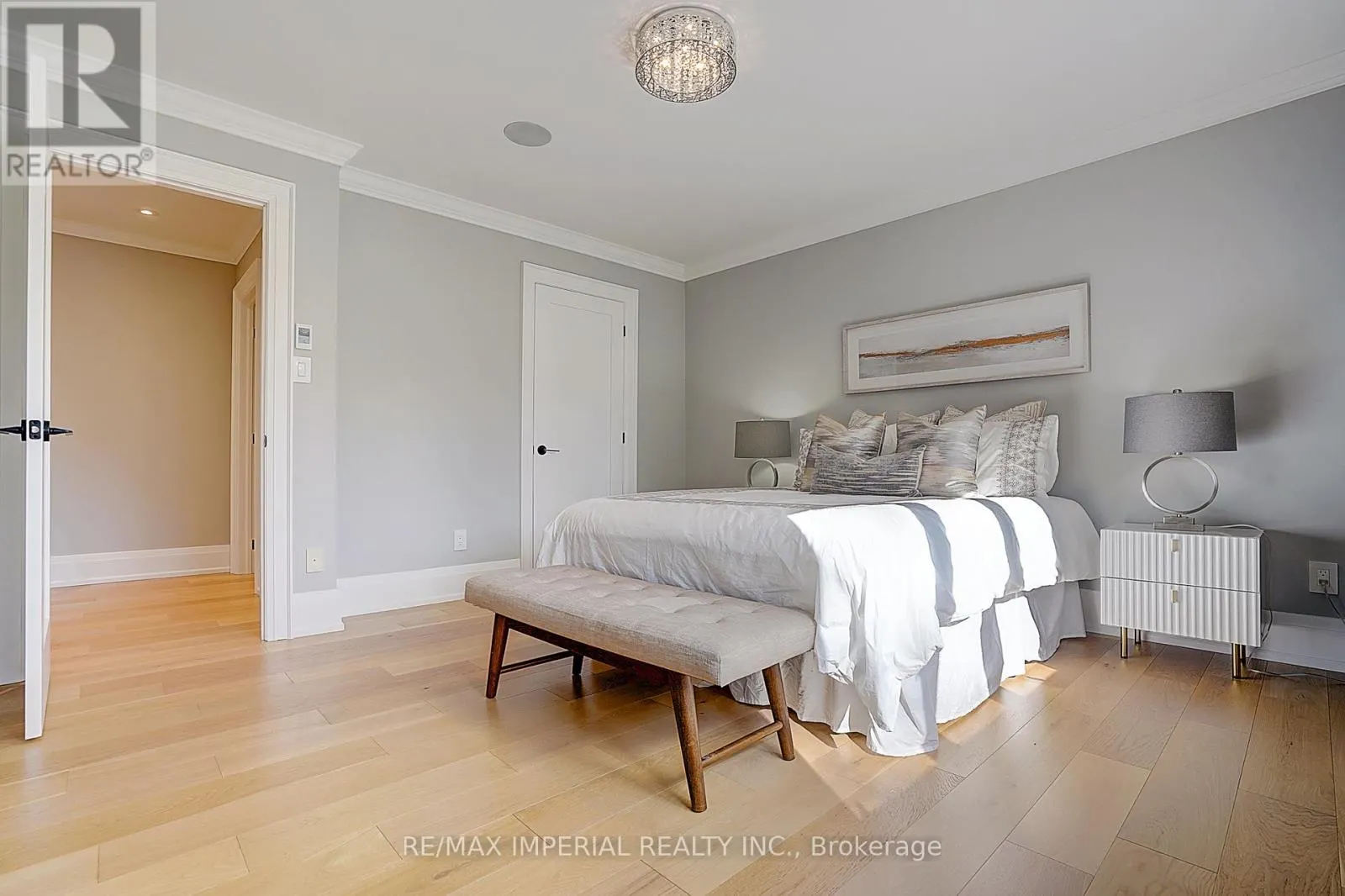 1832 PINE SISKIN COURT