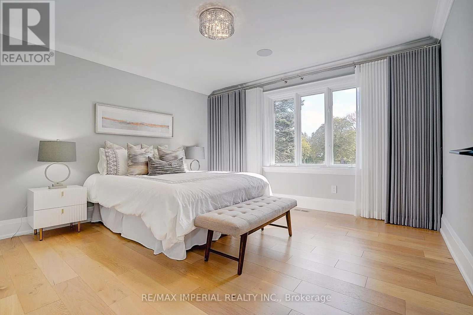 1832 PINE SISKIN COURT