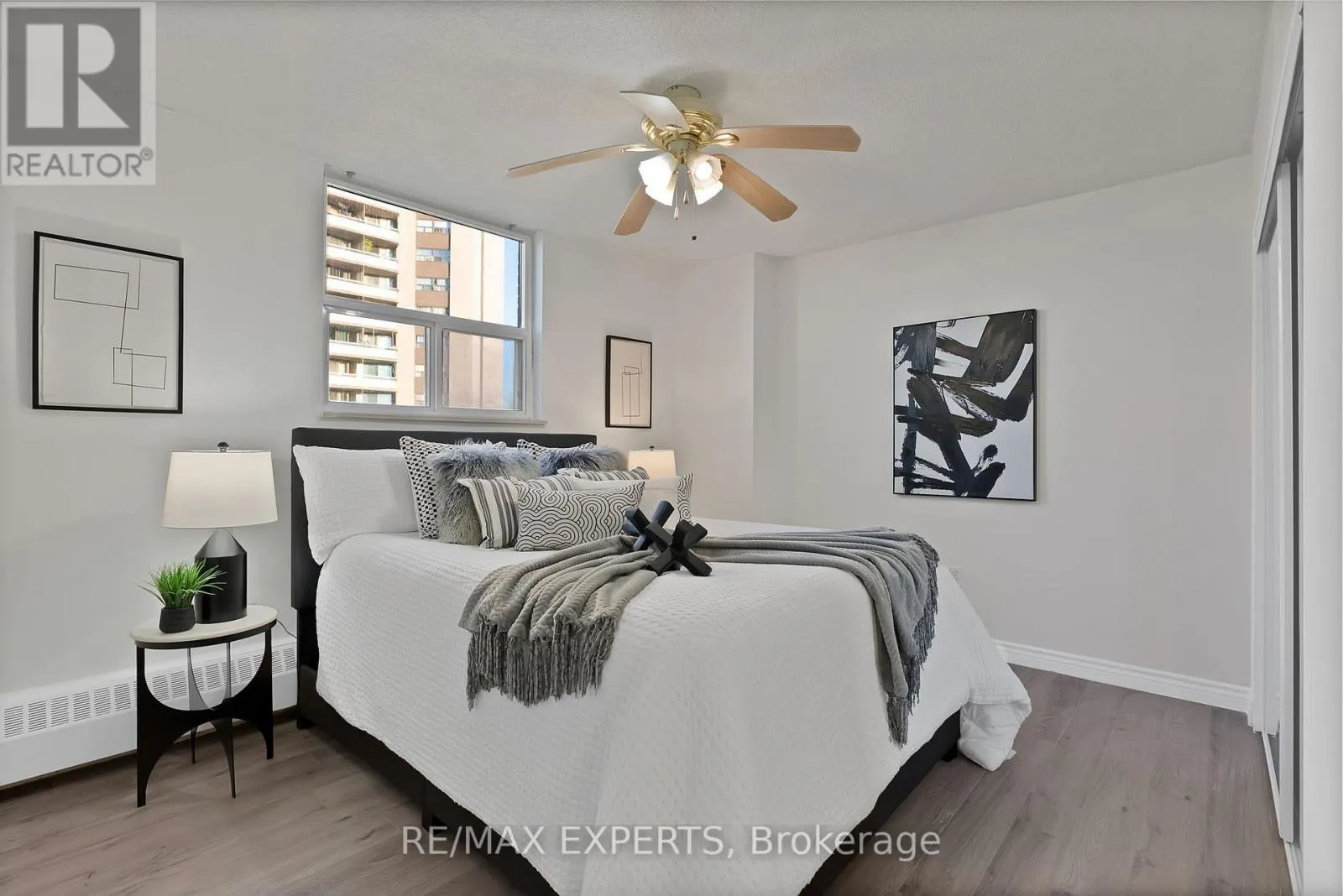 1013 - 390 DIXON ROAD