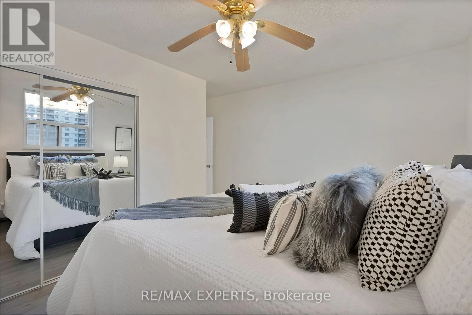 1013 - 390 DIXON ROAD