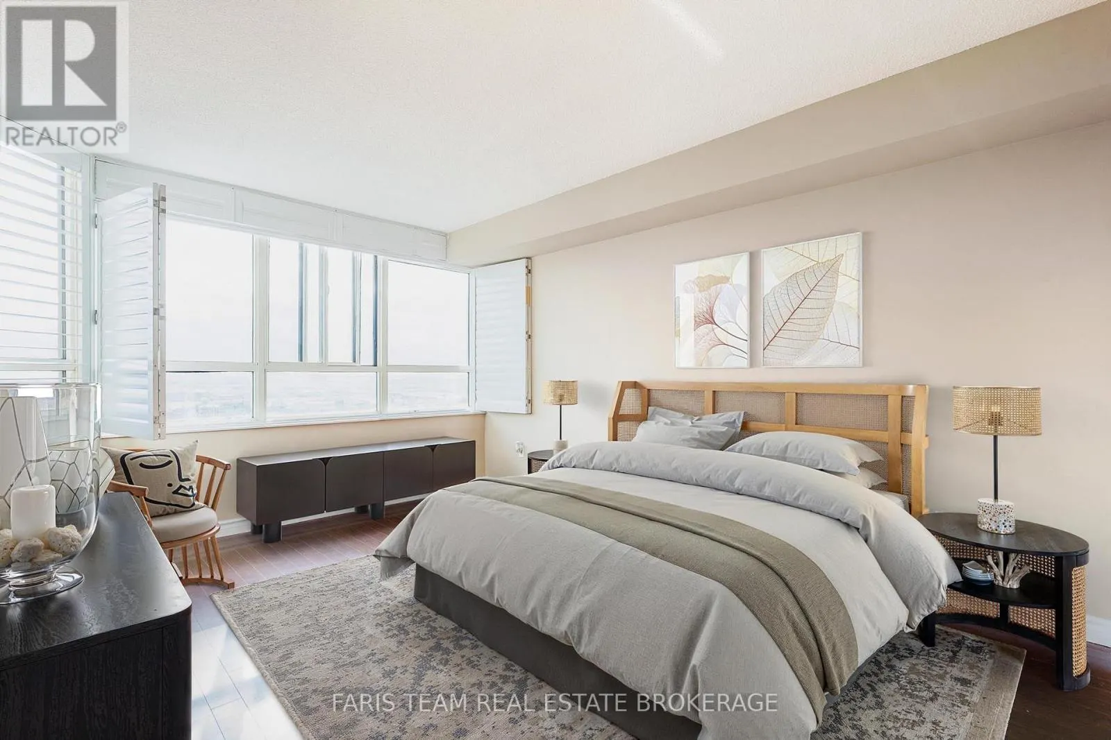 1510 - 100 COUNTY COURT BOULEVARD