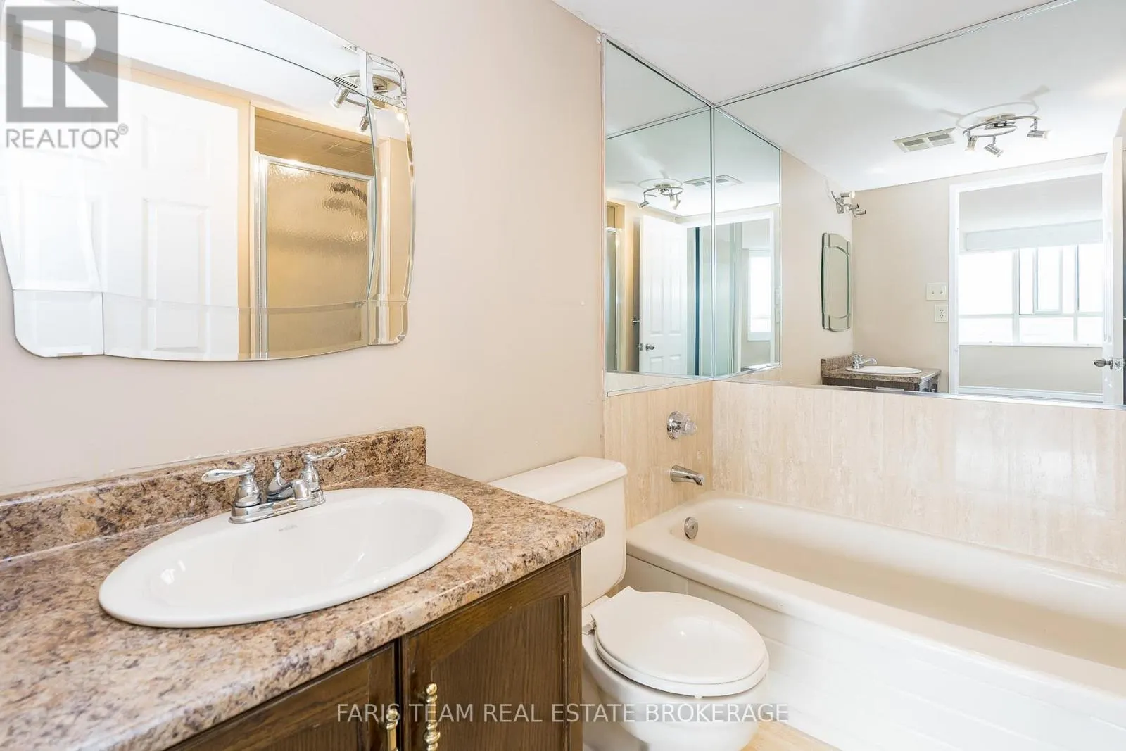 1510 - 100 COUNTY COURT BOULEVARD