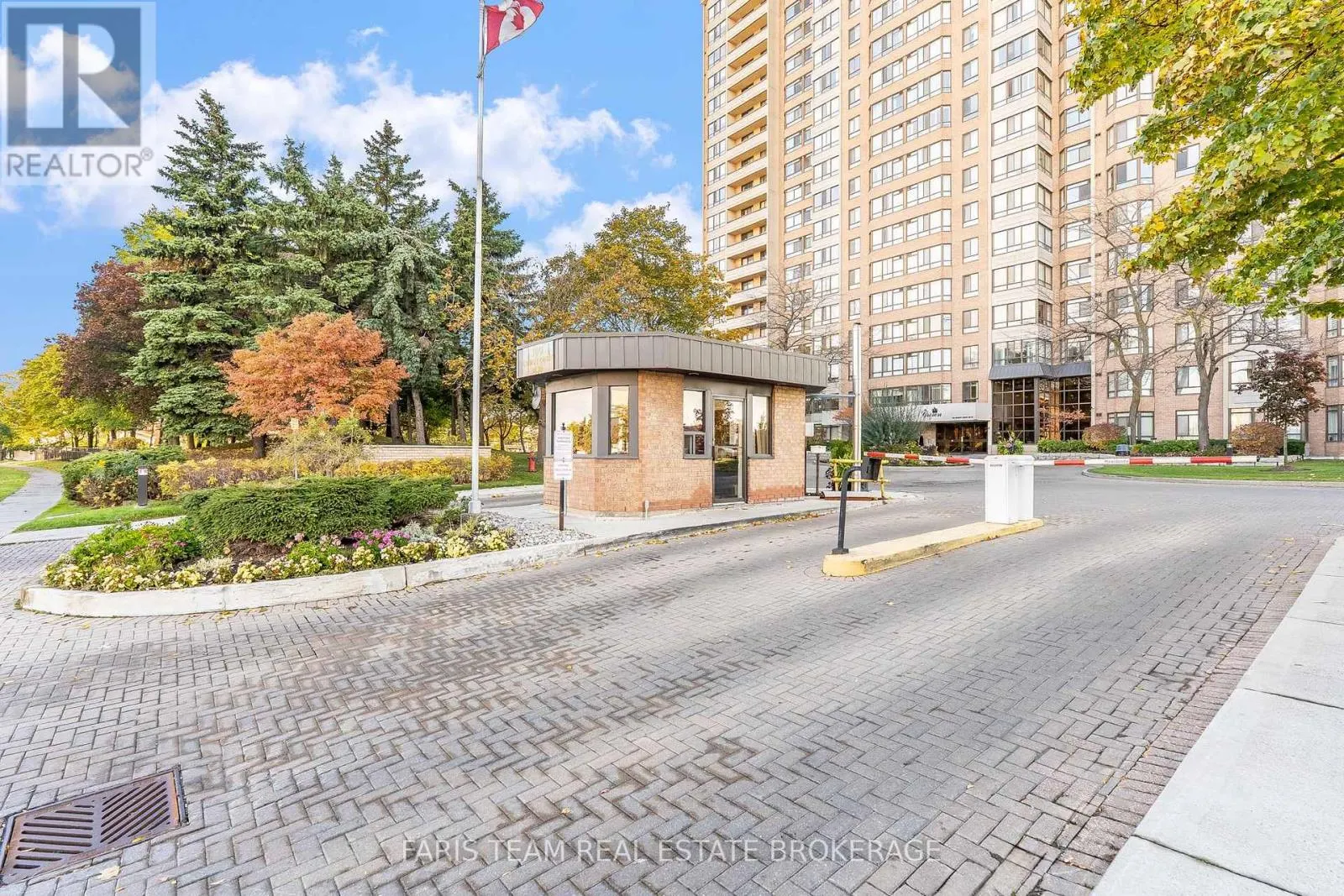 1510 - 100 COUNTY COURT BOULEVARD