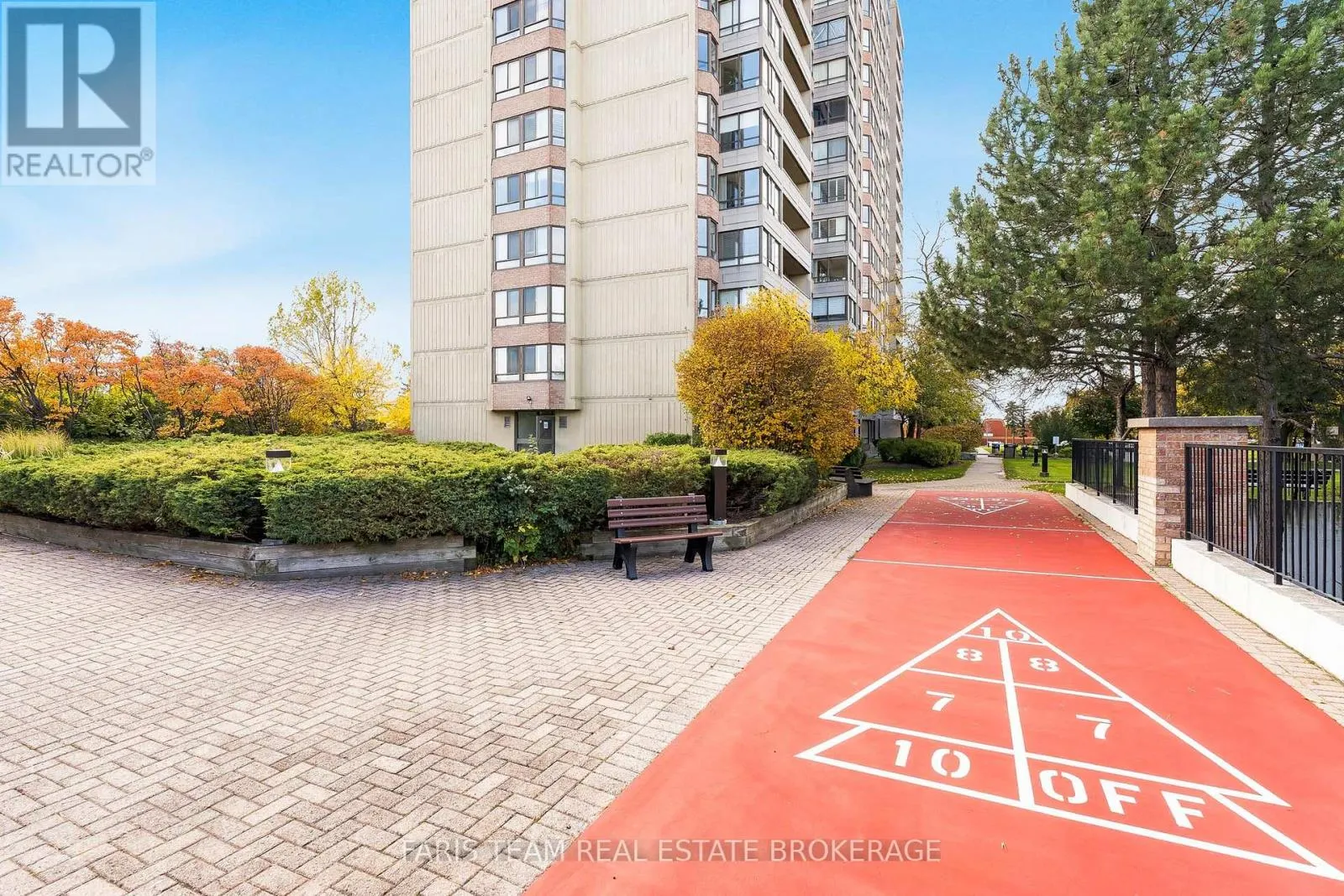 1510 - 100 COUNTY COURT BOULEVARD