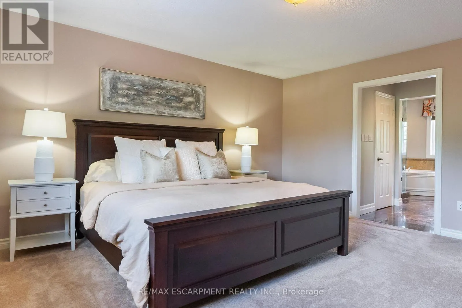 2421 SUSQUEHANNA COURT