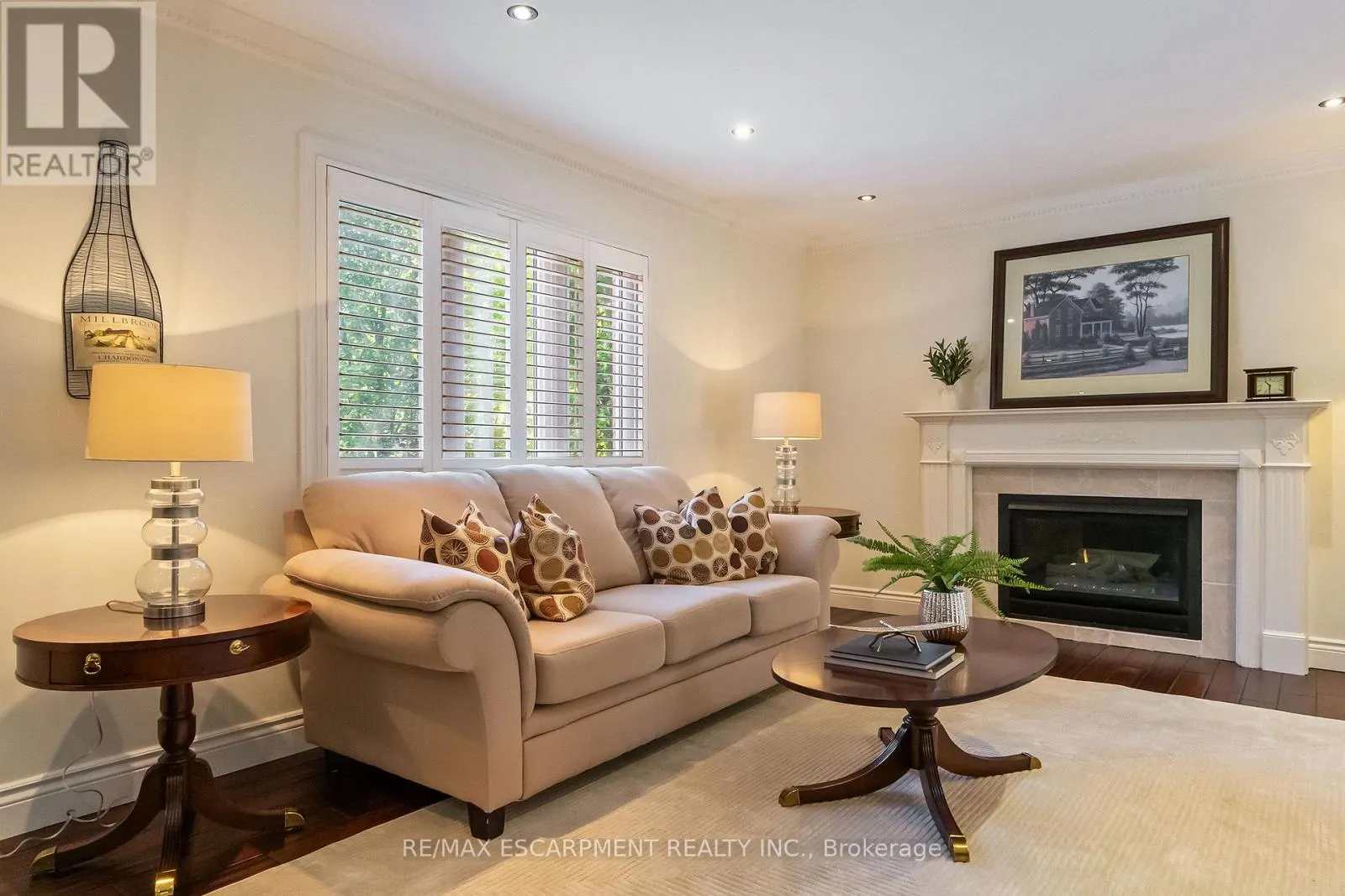 2421 SUSQUEHANNA COURT