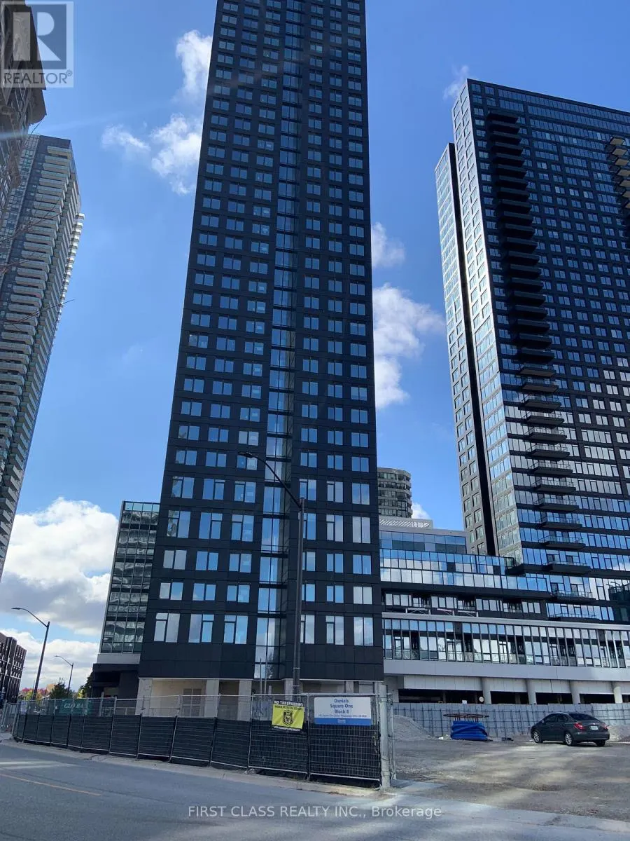 1102 - 395 SQUARE ONE DRIVE