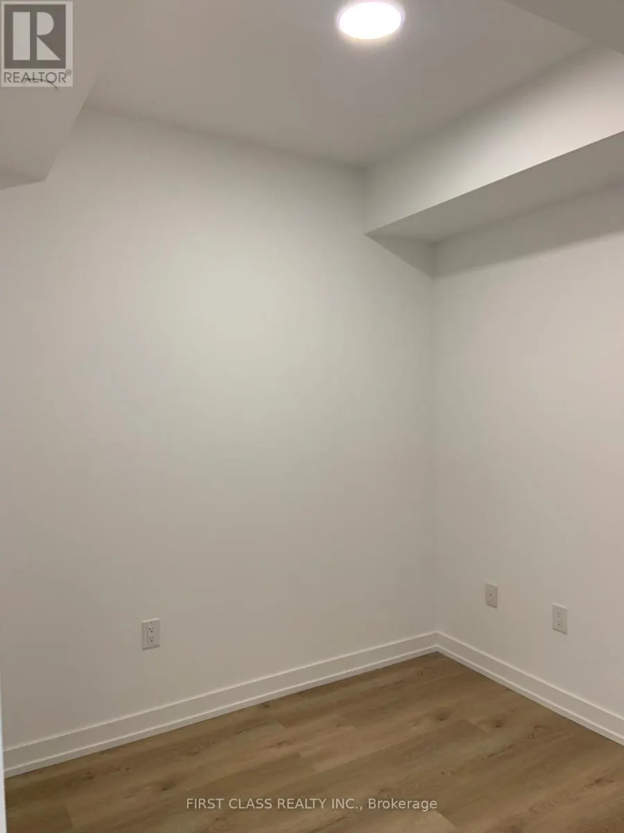 1102 - 395 SQUARE ONE DRIVE