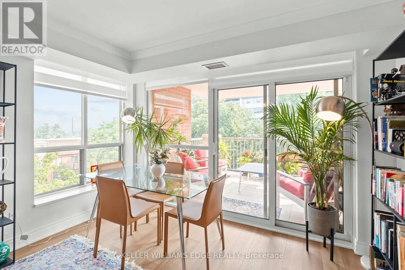 401 - 442 MAPLE AVENUE