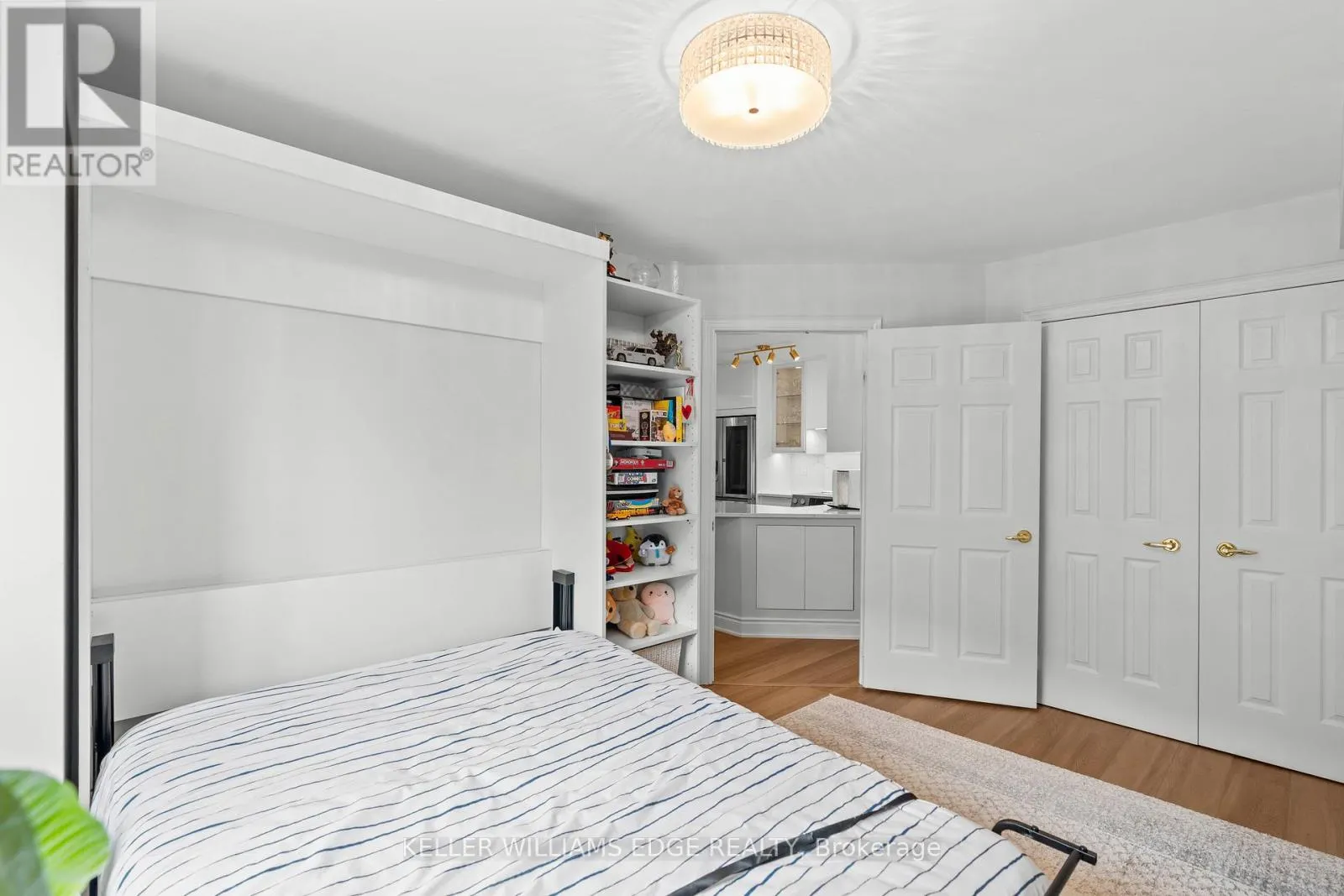 401 - 442 MAPLE AVENUE