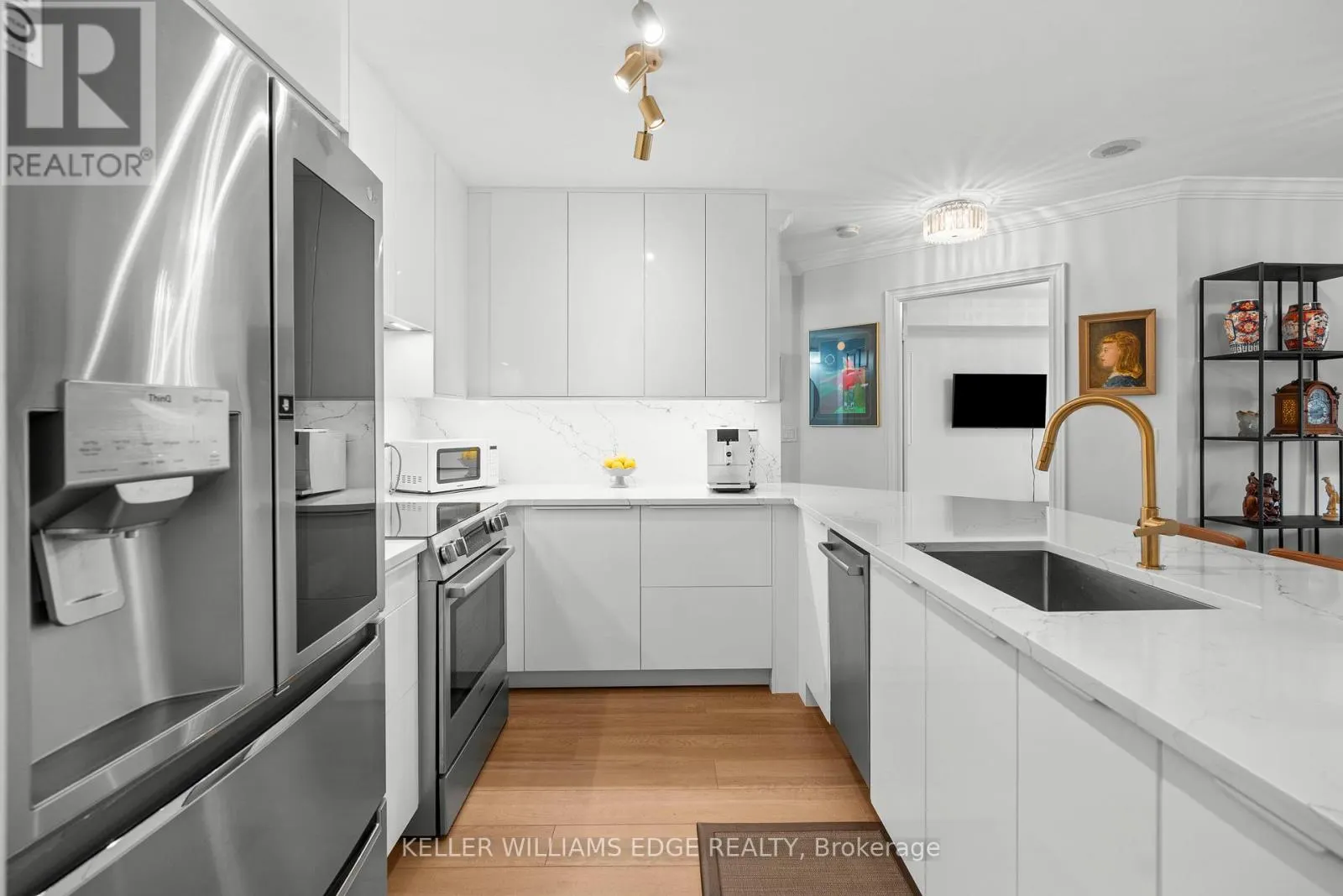 401 - 442 MAPLE AVENUE