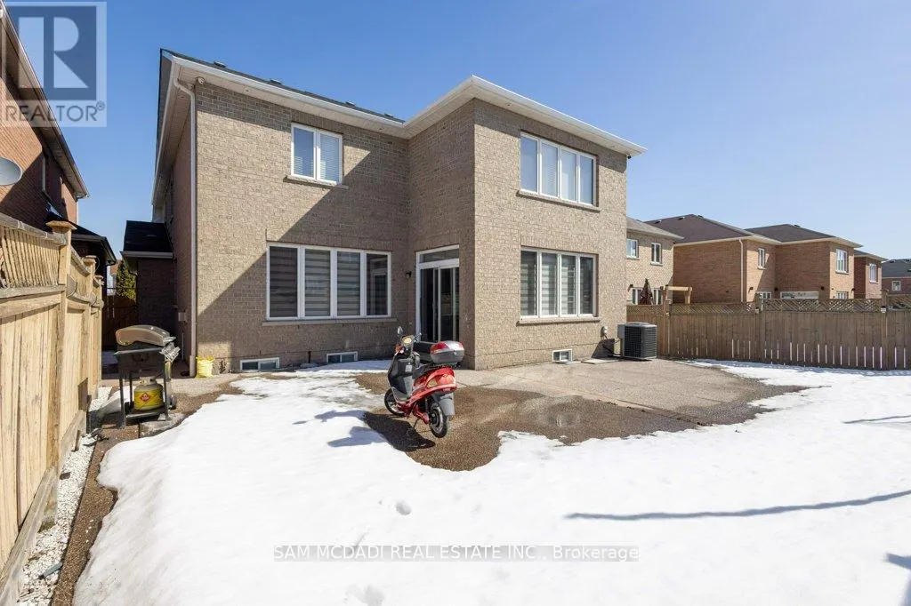 5572 TRAILBANK DRIVE