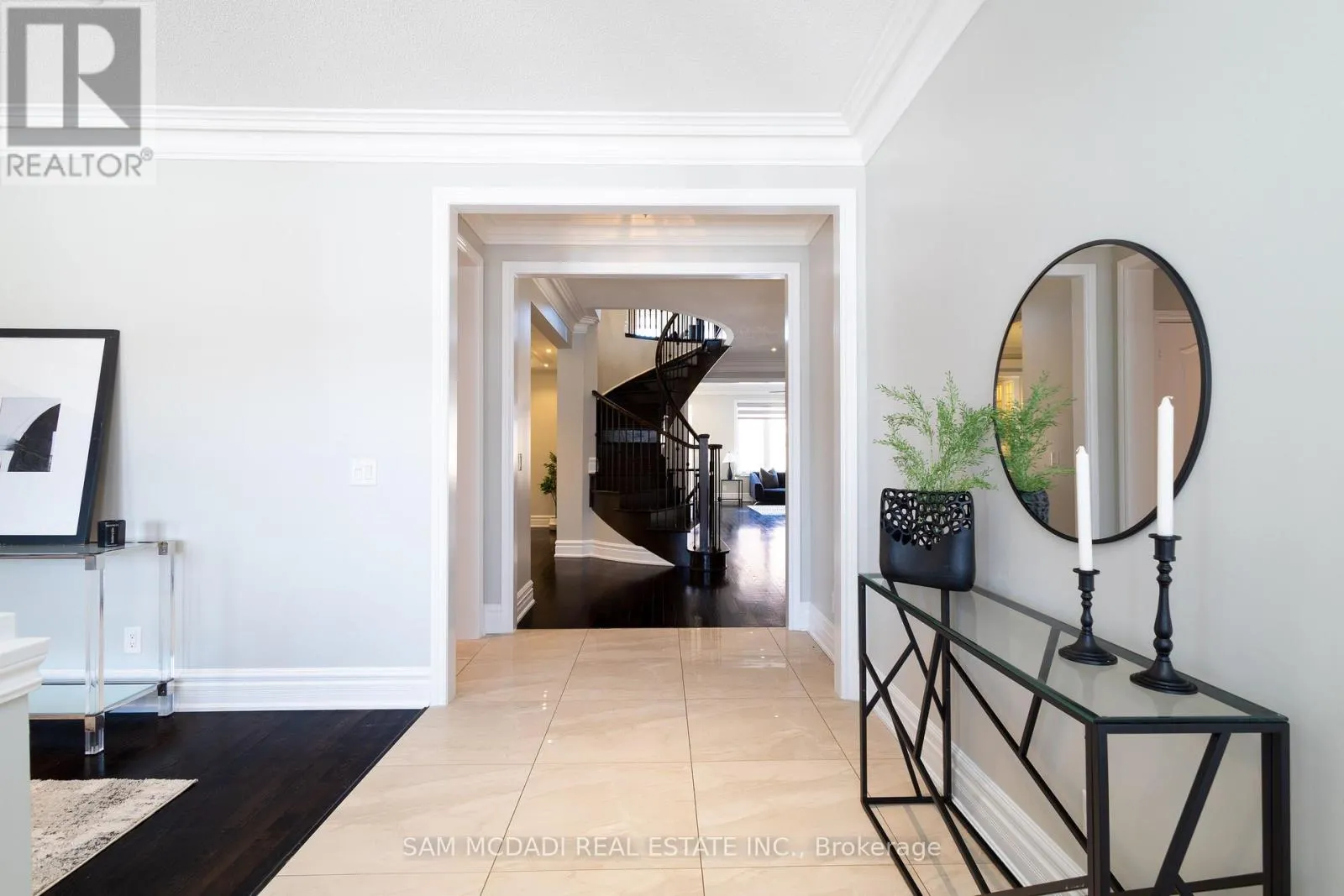 5572 TRAILBANK DRIVE