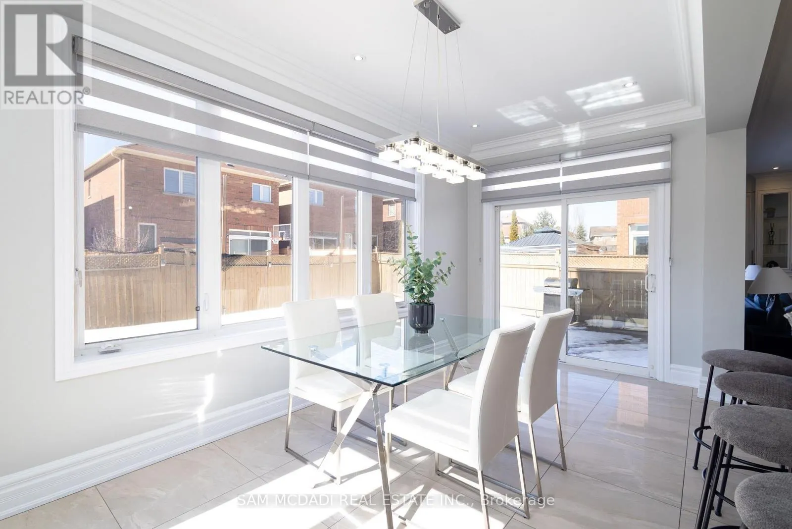 5572 TRAILBANK DRIVE