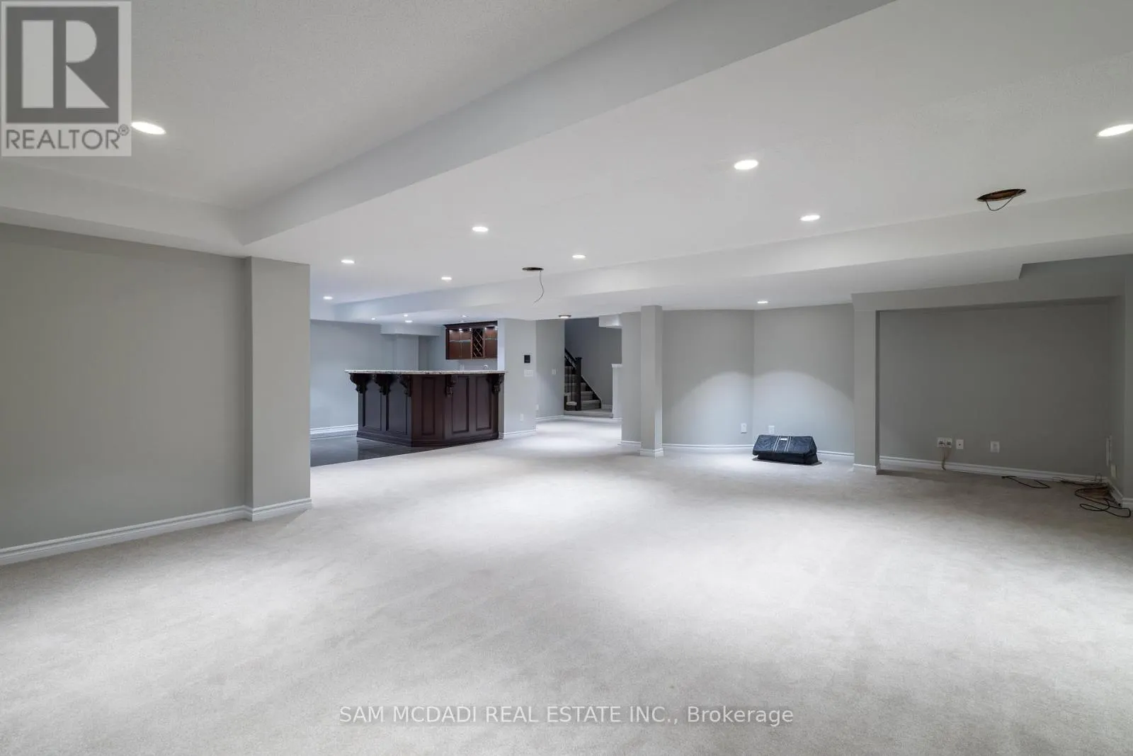 5572 TRAILBANK DRIVE