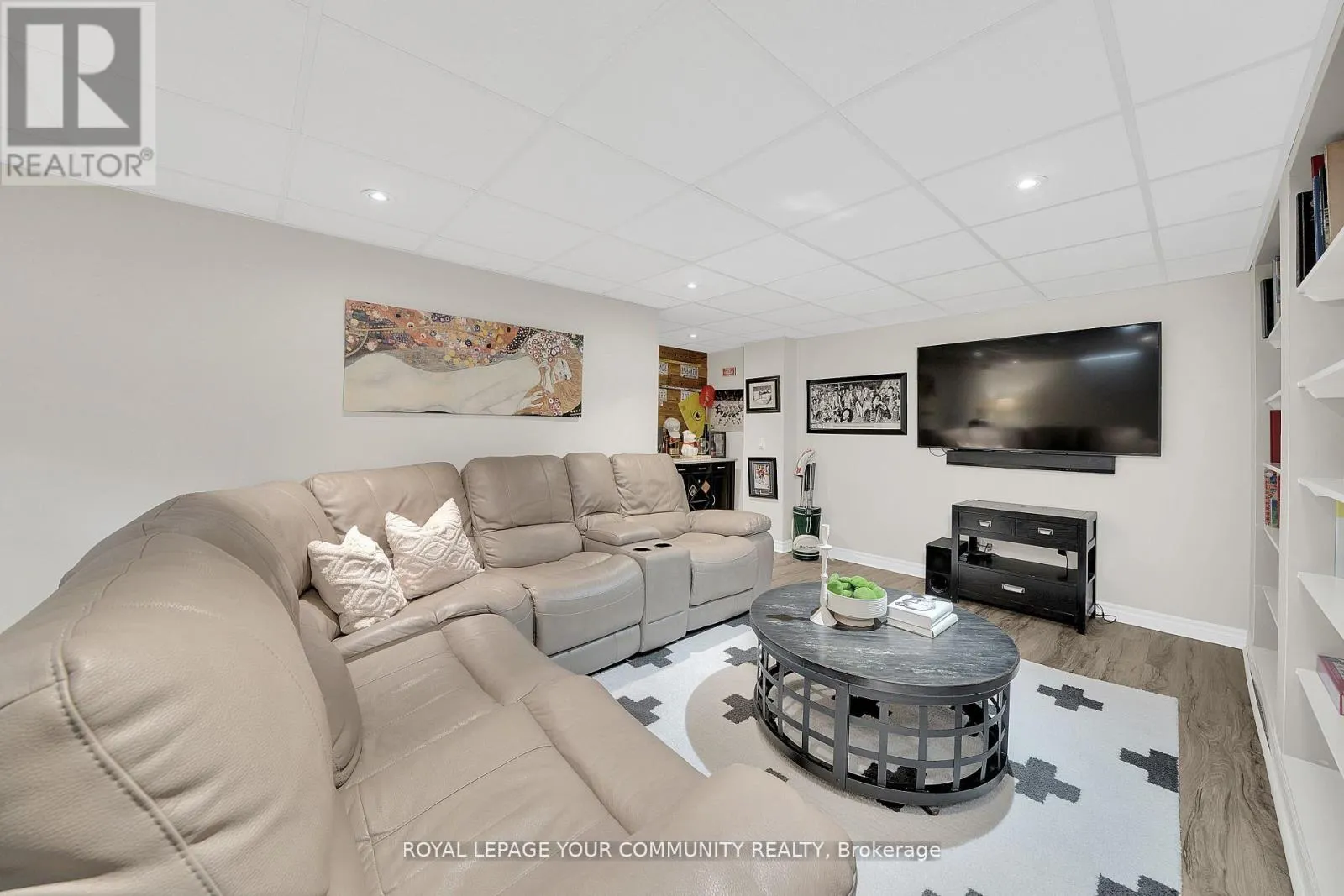 104 TAYLORWOOD AVENUE