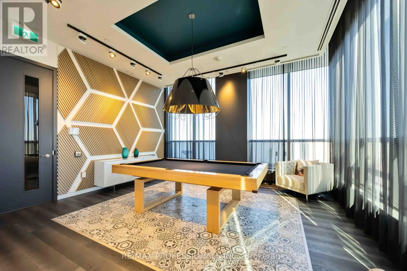 1310 - 20 THOMAS RILEY ROAD W