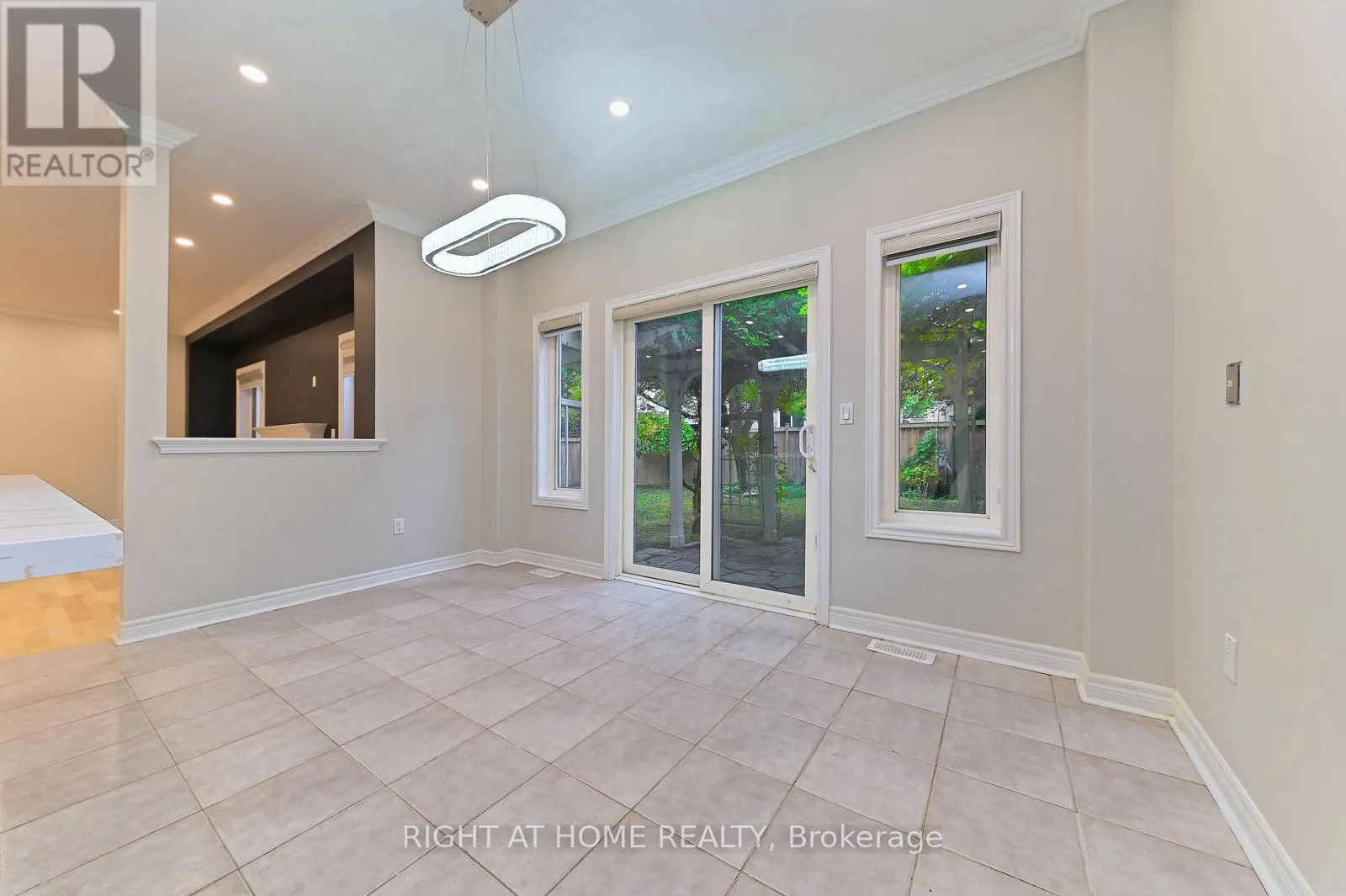 6843 CAMPBELL SETTLER COURT E