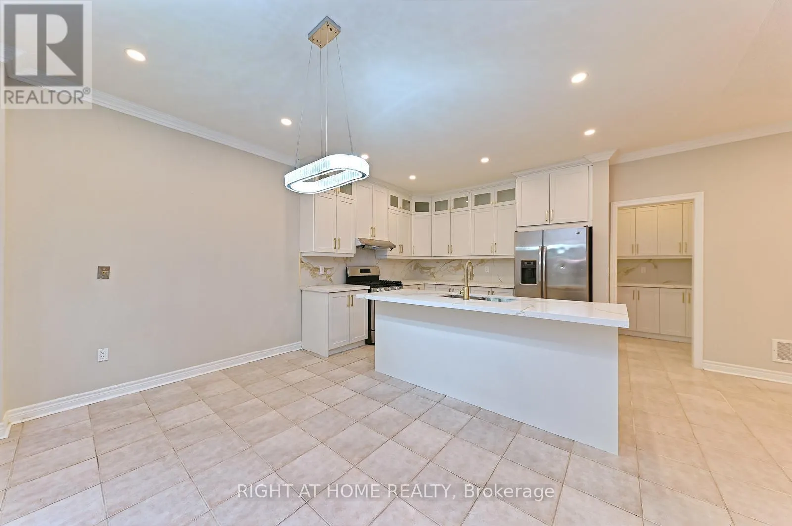 6843 CAMPBELL SETTLER COURT E