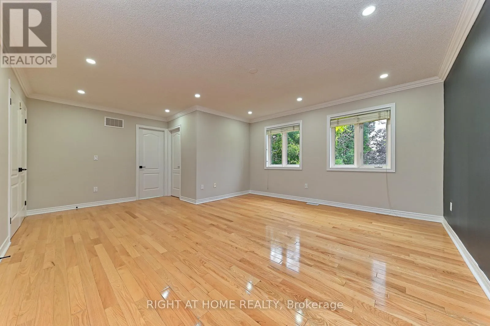 6843 CAMPBELL SETTLER COURT E