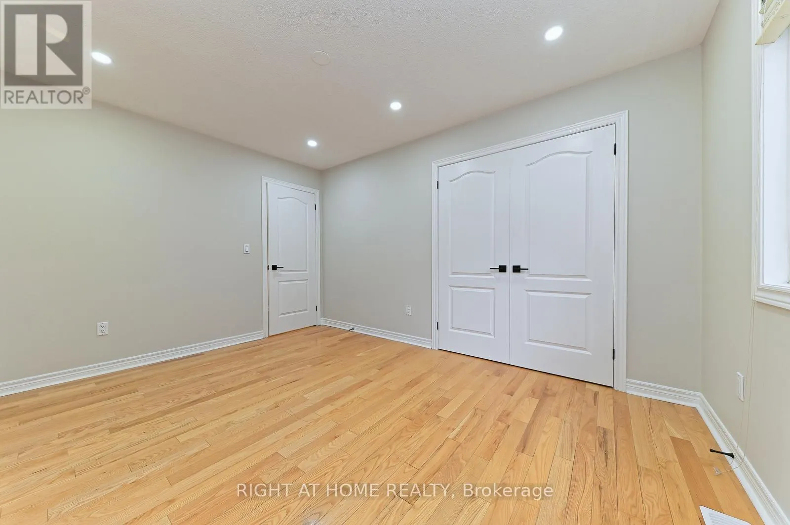 6843 CAMPBELL SETTLER COURT E