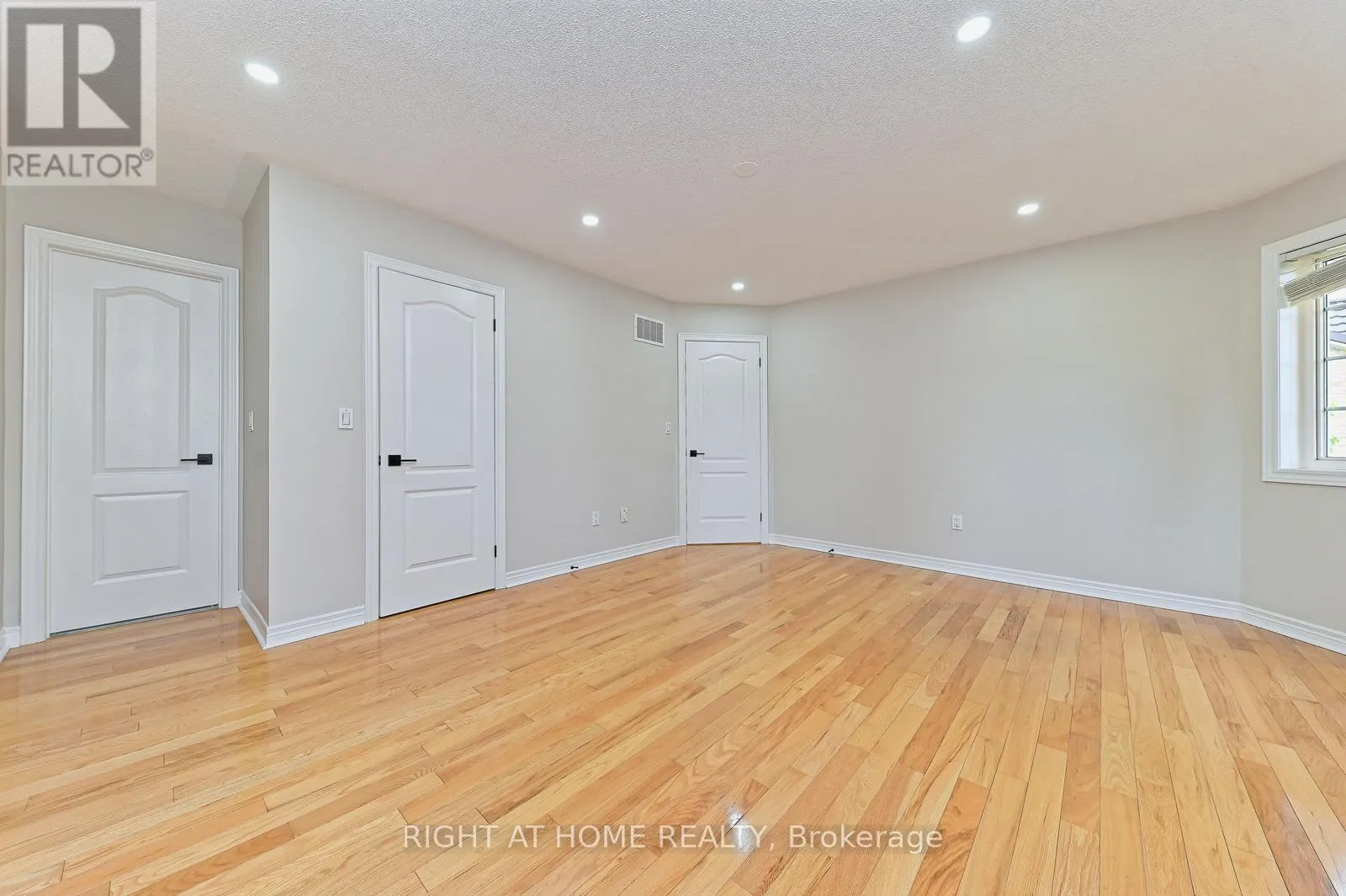 6843 CAMPBELL SETTLER COURT E