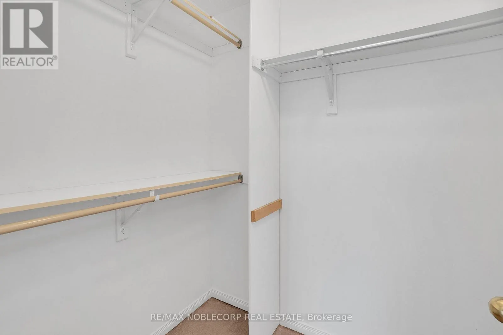 54 LAWREN HARRIS CRESCENT