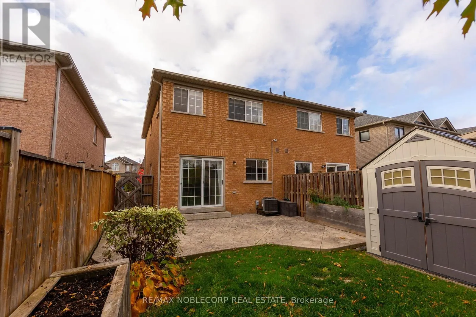 54 LAWREN HARRIS CRESCENT