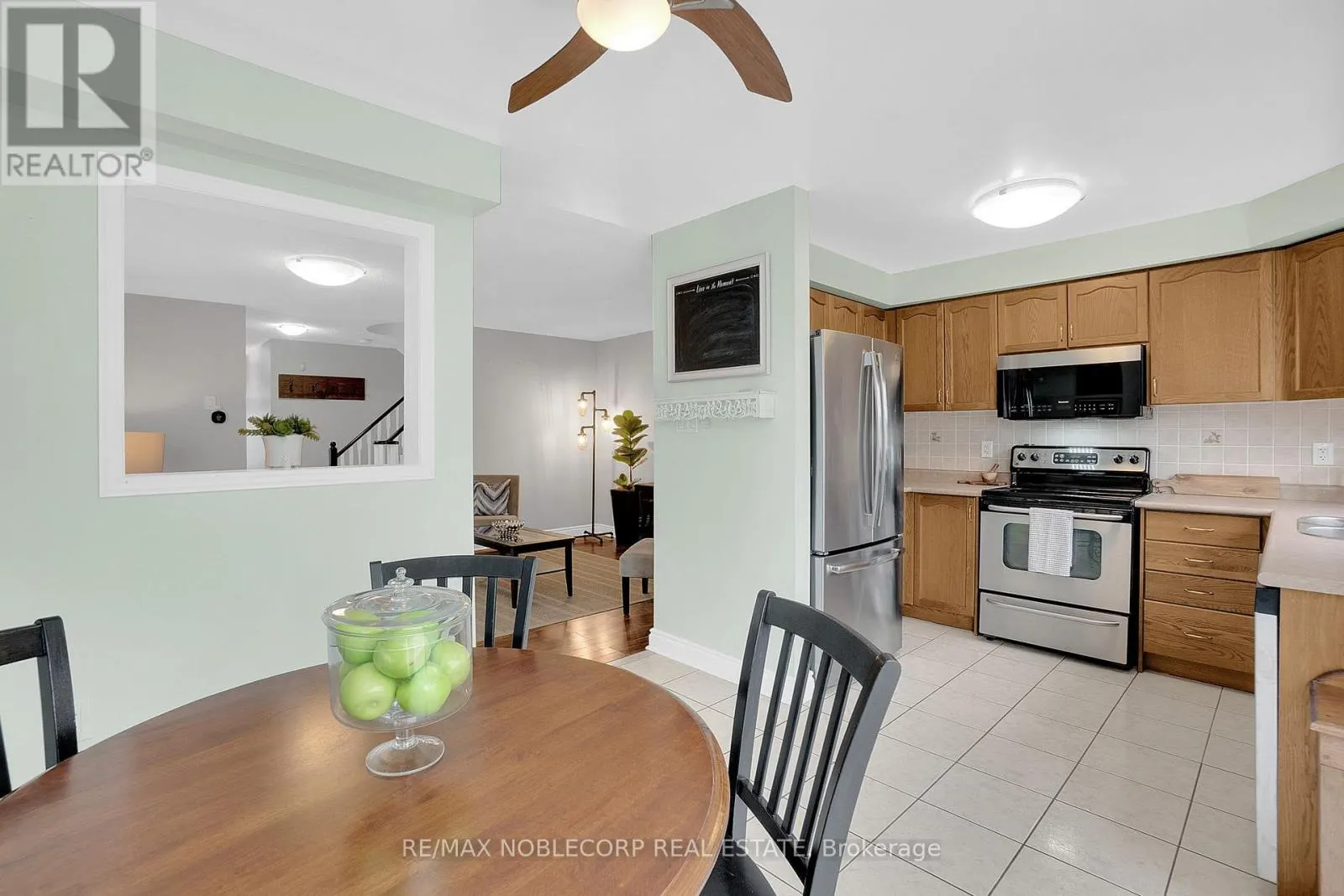 54 LAWREN HARRIS CRESCENT