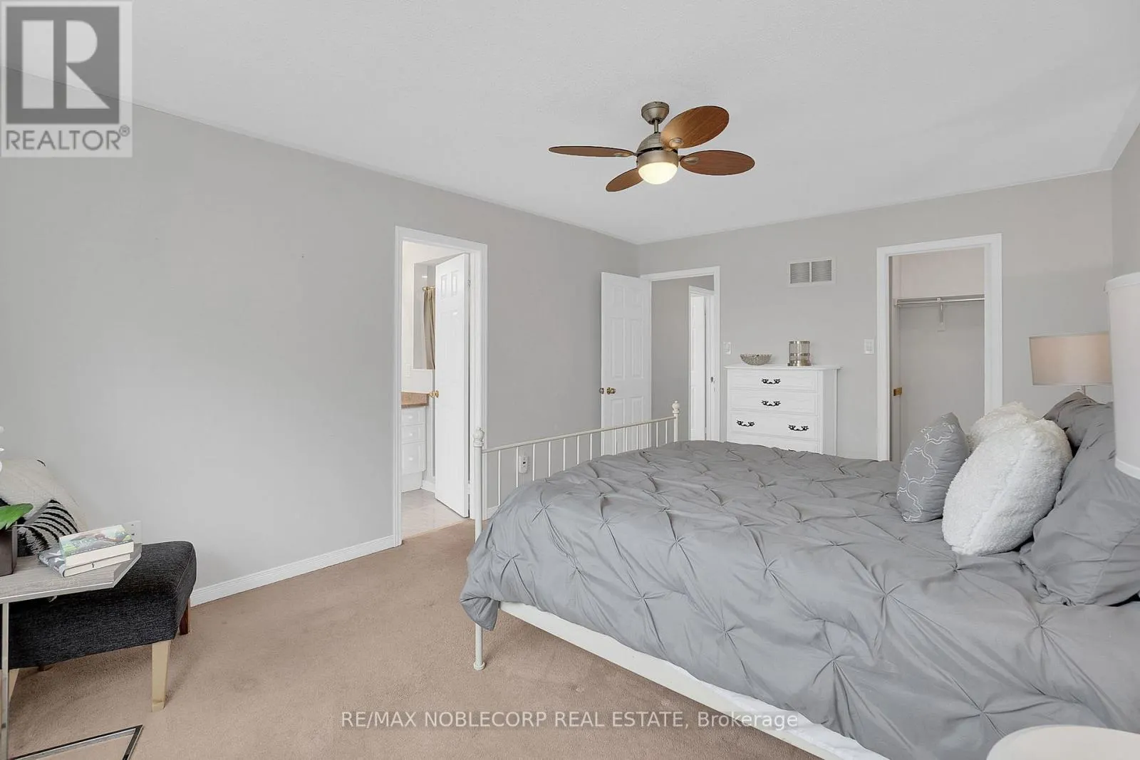 54 LAWREN HARRIS CRESCENT