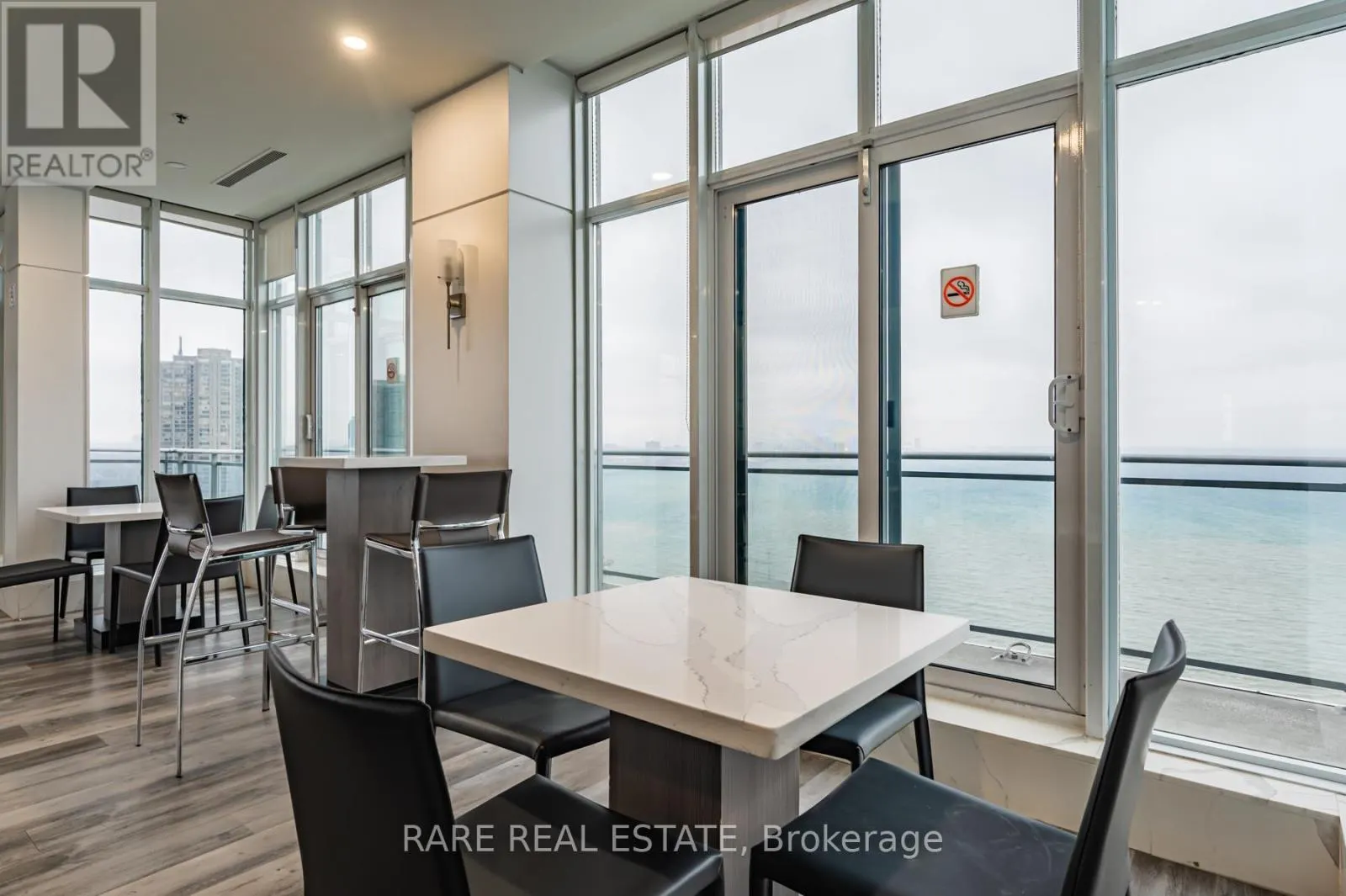 703 - 2119 LAKE SHORE BOULEVARD W