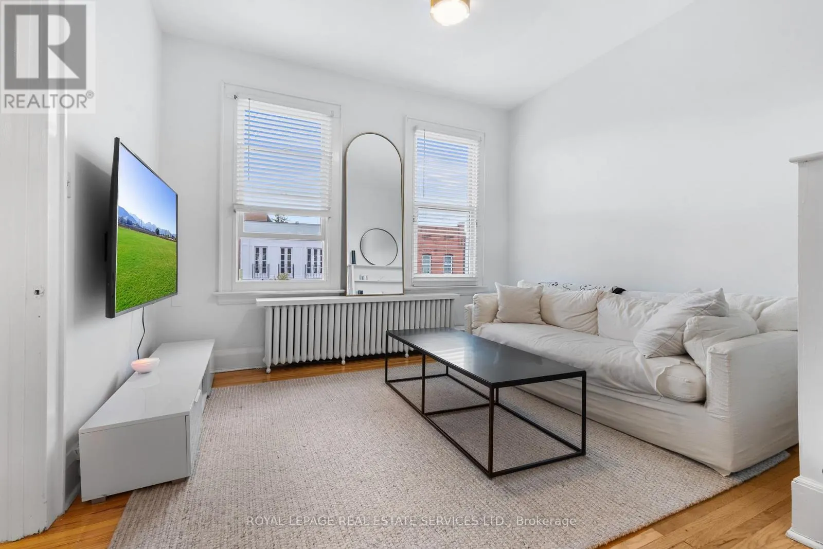 2 - 179 LAKESHORE ROAD E