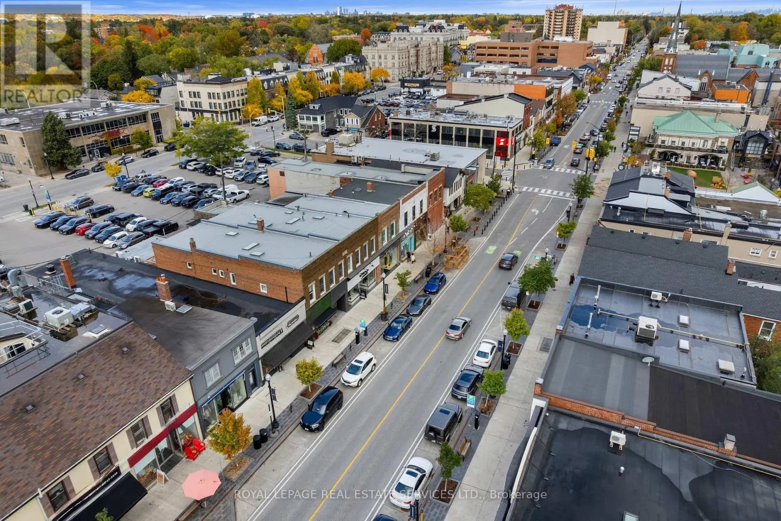 2 - 179 LAKESHORE ROAD E