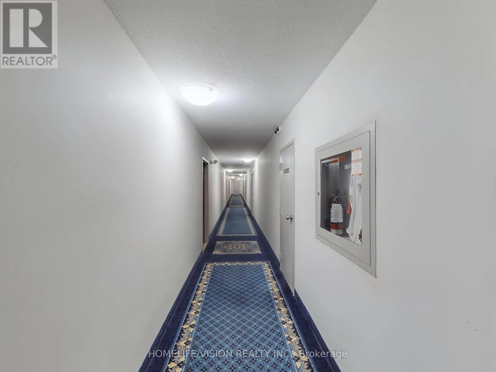 713 - 9 FOUR WINDS DRIVE