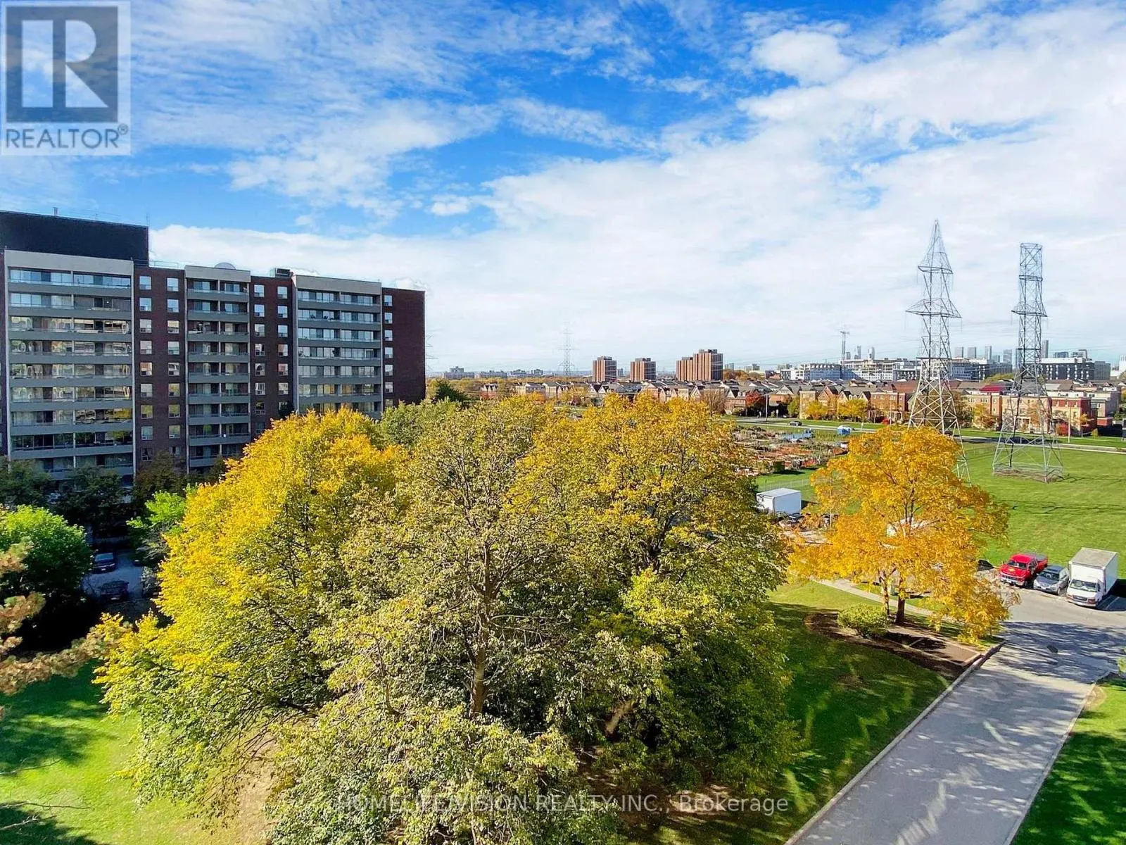 713 - 9 FOUR WINDS DRIVE