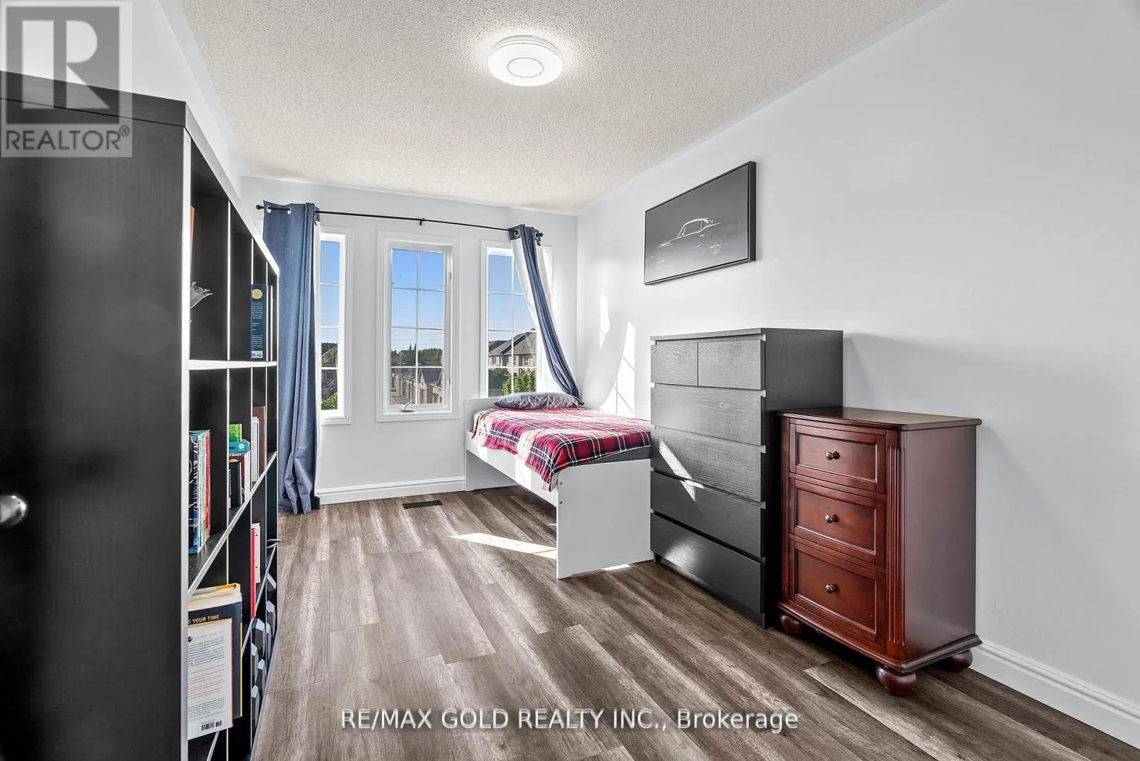 3218 CAMBERWELL DRIVE