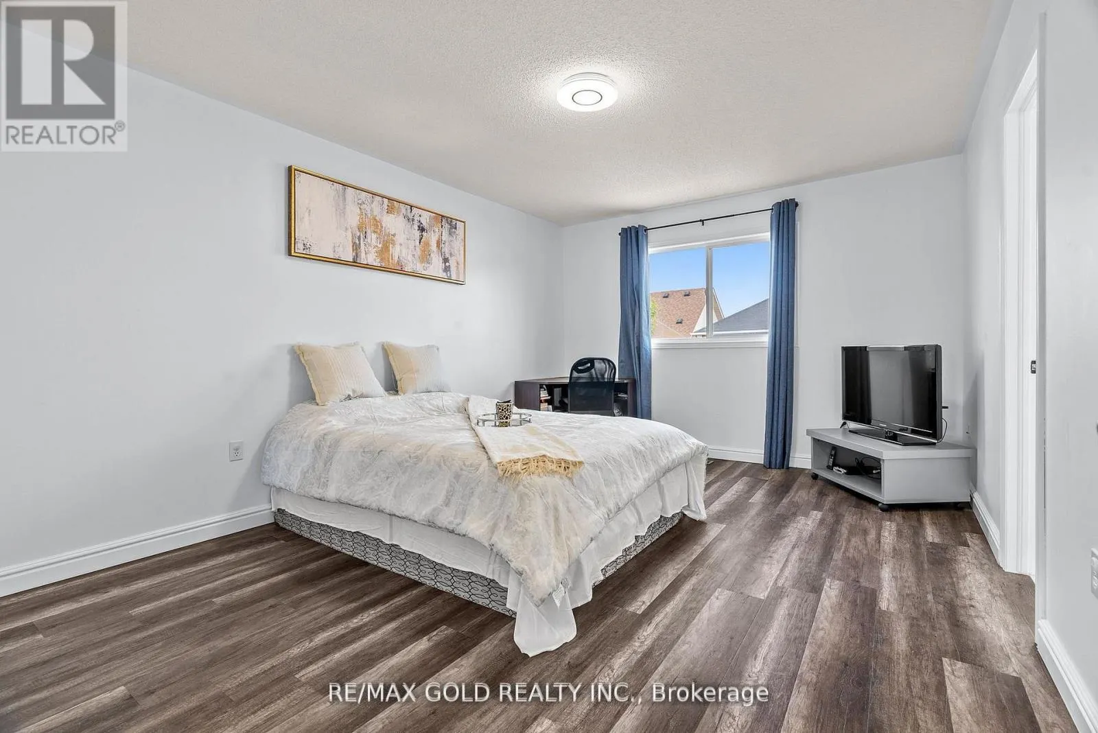 3218 CAMBERWELL DRIVE