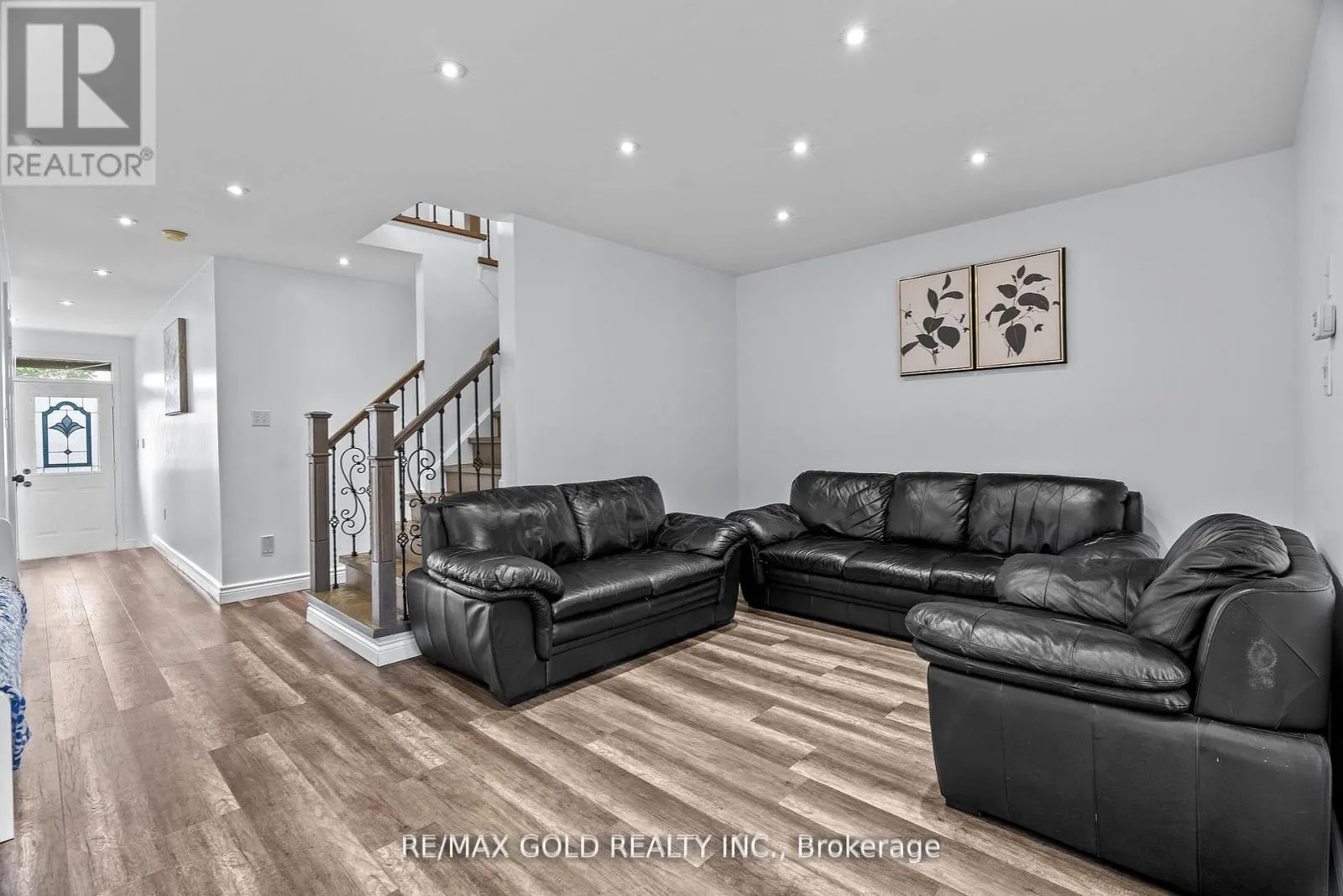 3218 CAMBERWELL DRIVE