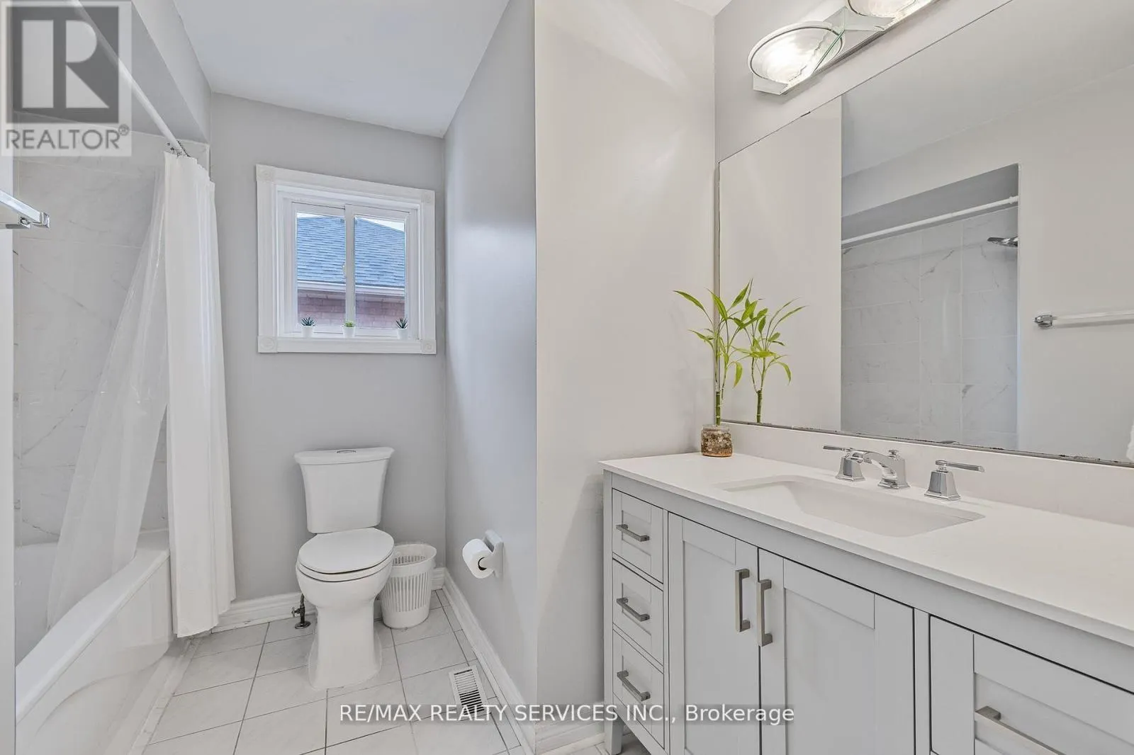 24 ROYAL VALLEY DRIVE