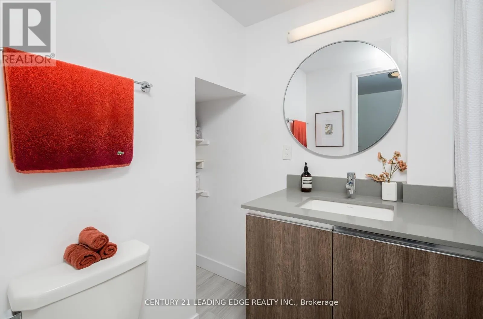 204 - 441 JANE STREET