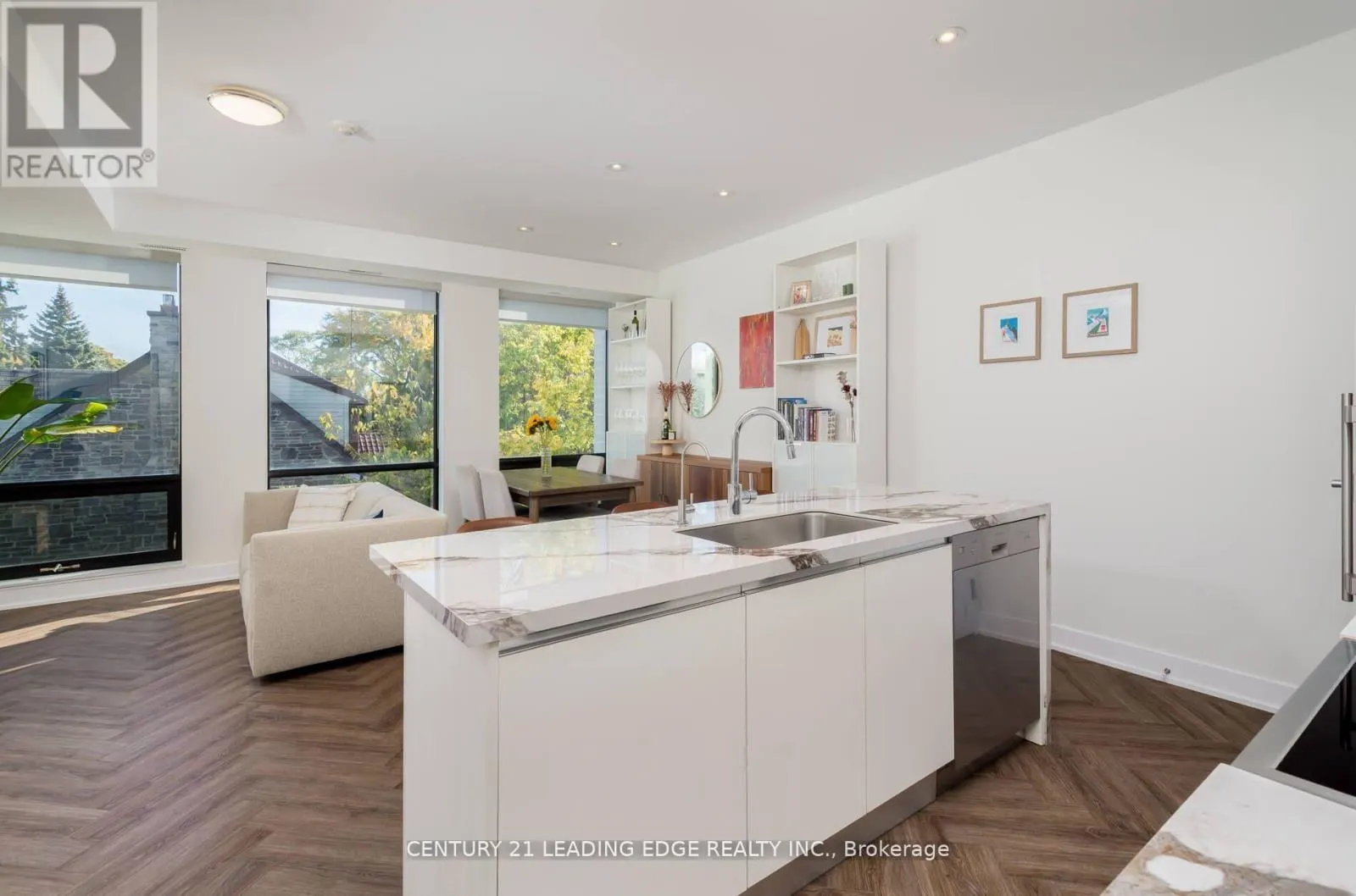 204 - 441 JANE STREET