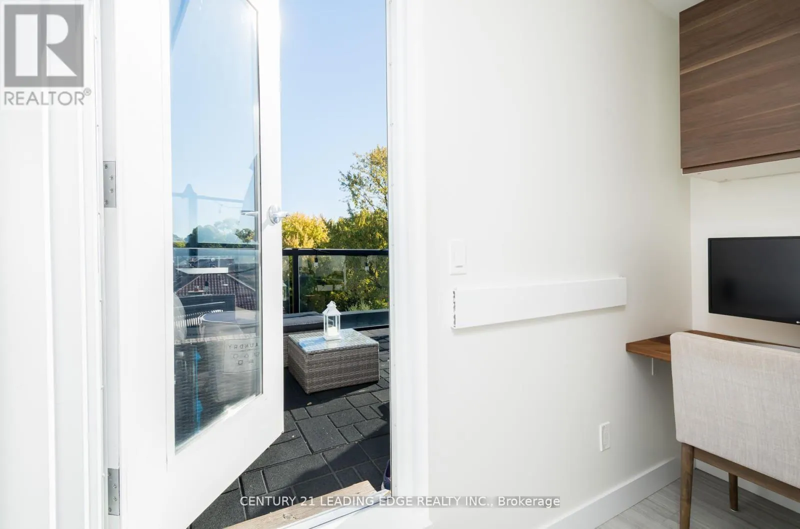 204 - 441 JANE STREET