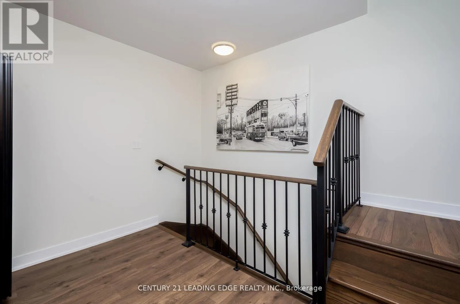 204 - 441 JANE STREET