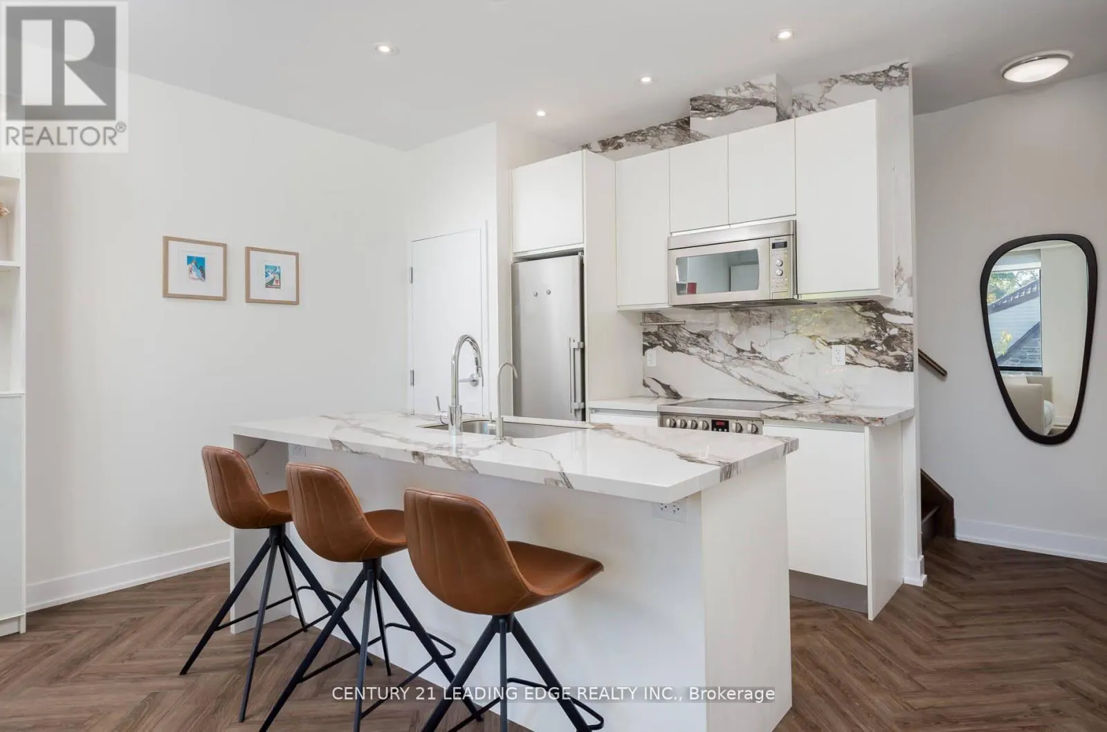 204 - 441 JANE STREET