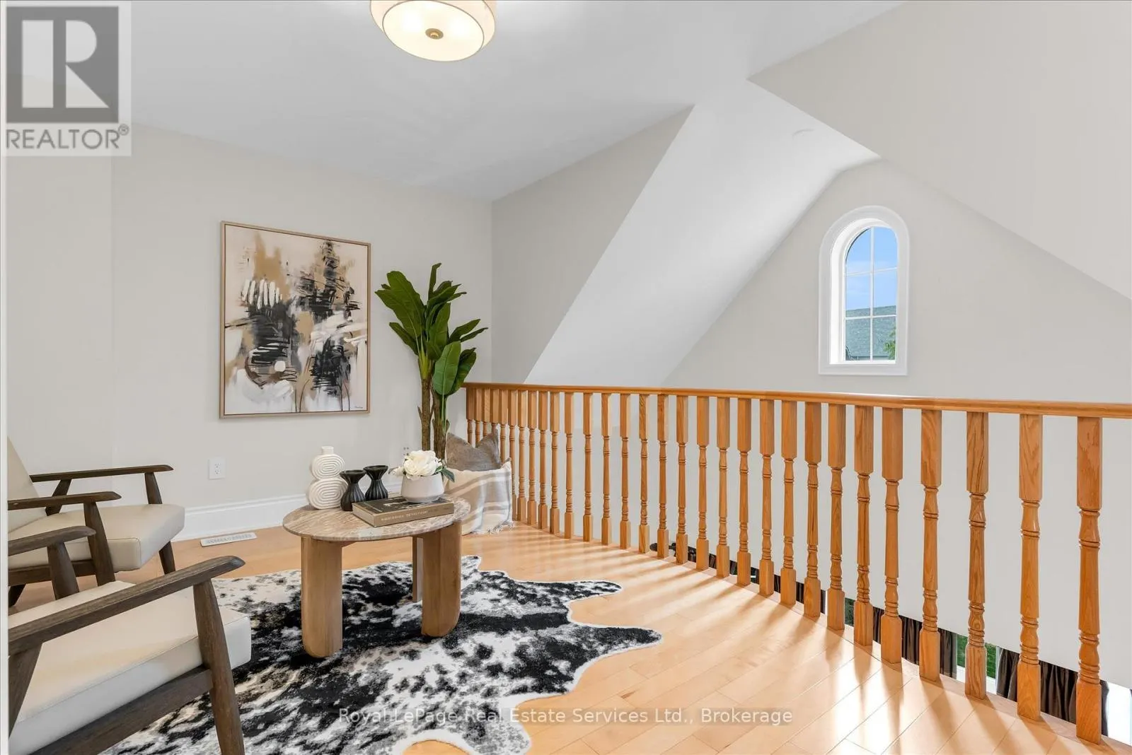 3340 MISTWELL CRESCENT