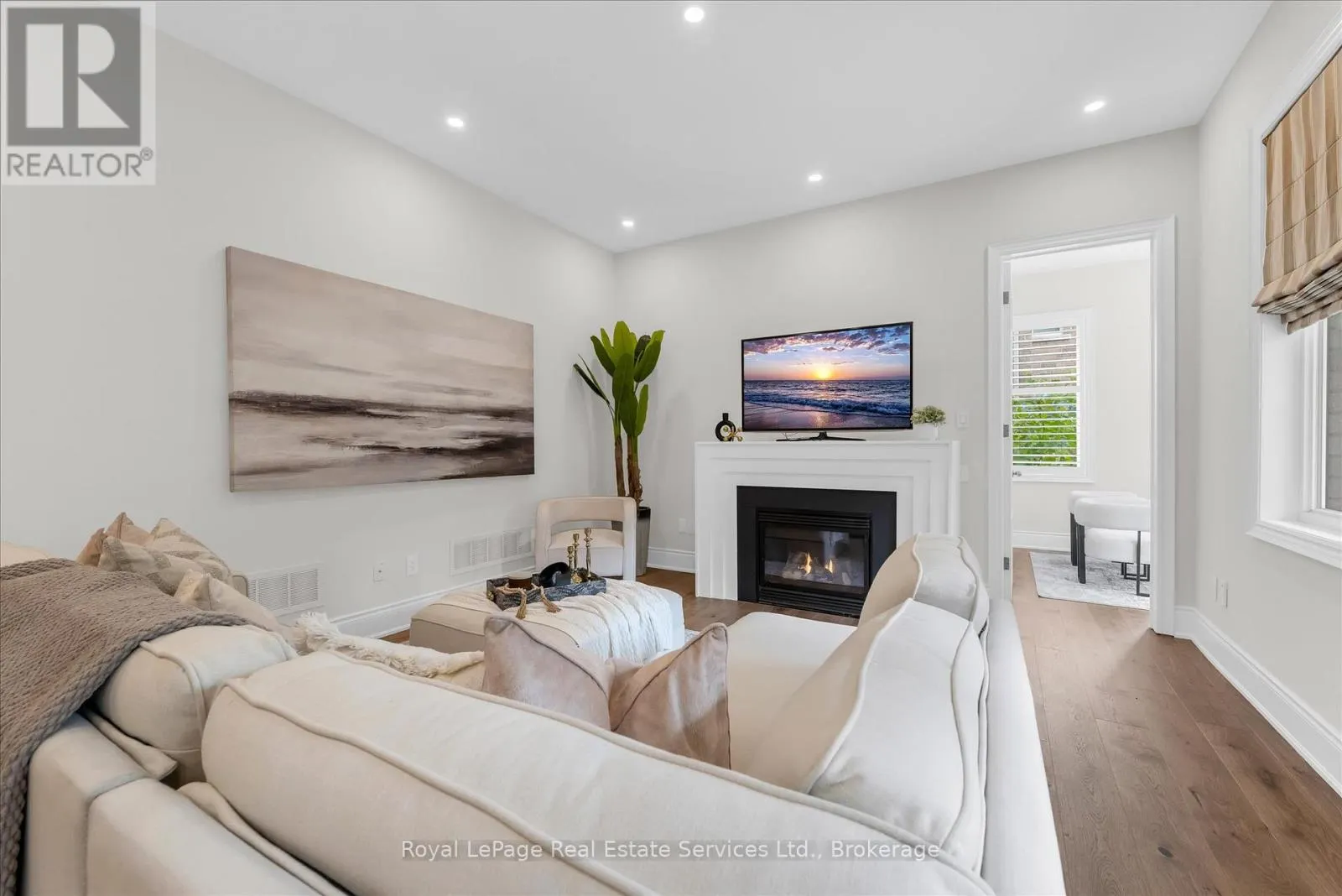 3340 MISTWELL CRESCENT