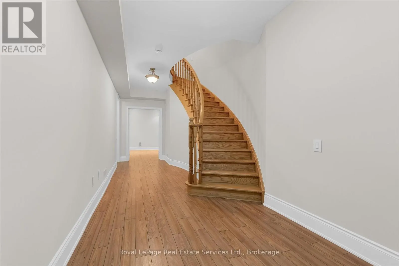 3340 MISTWELL CRESCENT