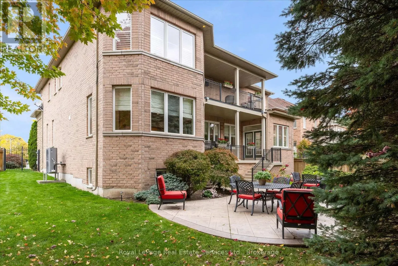 3340 MISTWELL CRESCENT