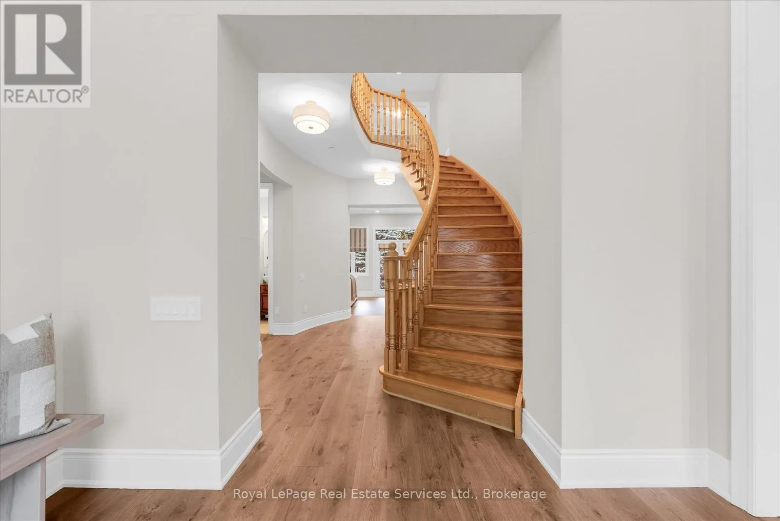 3340 MISTWELL CRESCENT