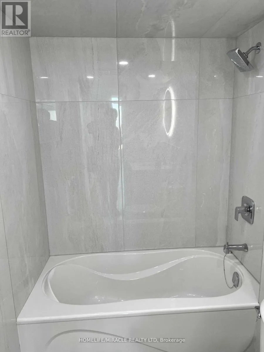 1412 - 155 HILLCREST AVENUE